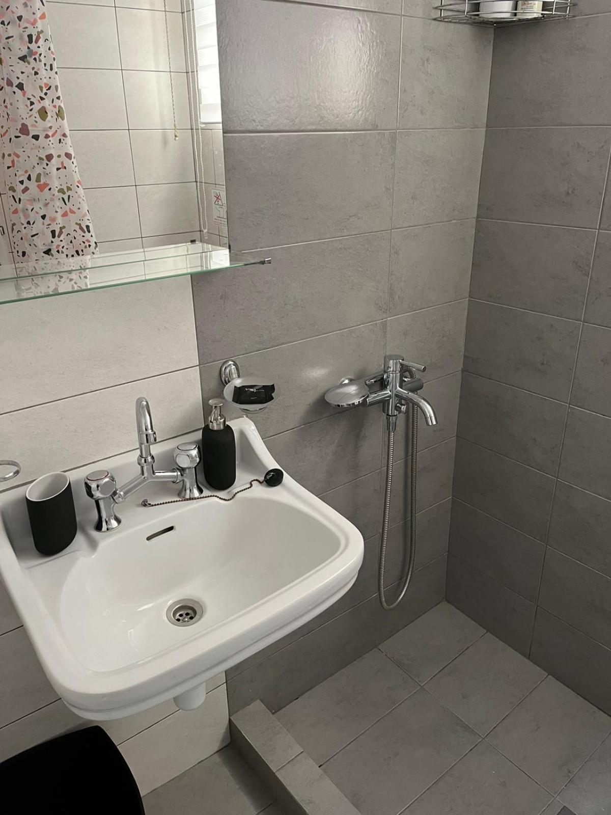 Sea View Apartments Near Athens Airport Artemida  Ngoại thất bức ảnh